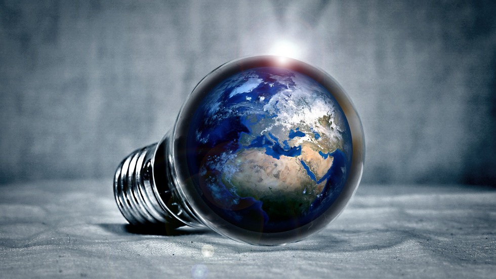 Lightbulb with earth inside